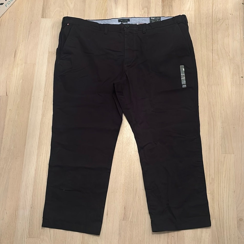 NWT Tommy Hilfiger Stretch Cotton Chino Pants in Classic Fit Size 50W 30L